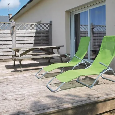 Holiday home 2 Bedroom Nice Home In Plestin Les Greves *